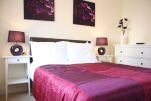 Bedroom, Bullfinch Rise Serviced Apartments, Bracknell