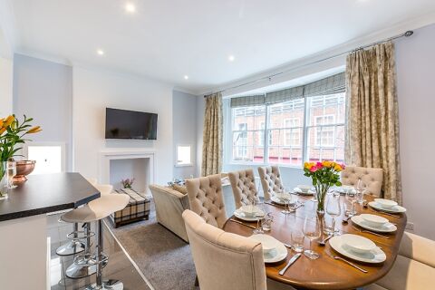 Living and Dining Area, Church Street Serviced Accommodation, Windsor