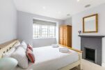 Bedroom, Silversmith Court Serviced Apartments, Windsor
