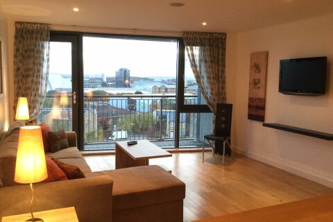 Living Area, Argyle Street Serviced Apartment, Glasgow