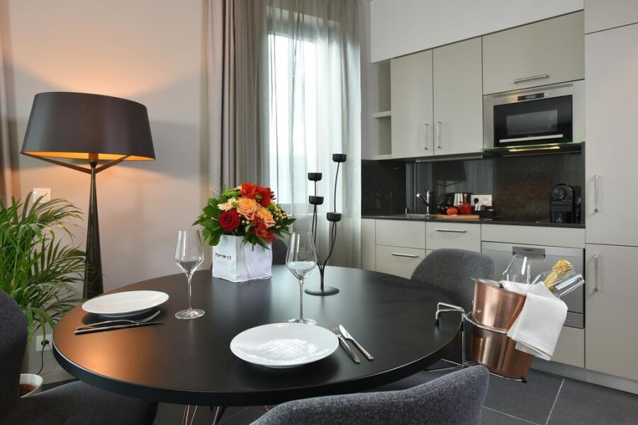 Kitchenette and Dining Area, Martin's All Suites Serviced Accommodation, Louvain-la-Neuve