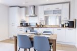Kitchen, Wessex Court Serviced Apartment, Farnborough