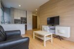 Studio, River Valley Road Serviced Apartments, Singapore