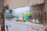 Kitchen, River Valley Road Serviced Apartments, Singapore