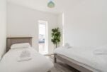 Bedroom, Brookmead Serviced Apartments, Newport