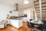 Fully Equipped Kitchen, Flamsteed Serviced Apartment, Cambridge