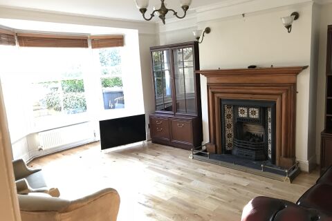 Living Area, Melrose Serviced Apartment, Cambridge