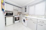Kitchen, Trinity Serviced Apartment, Hull