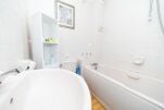 Bathroom, Trinity Serviced Apartment, Hull