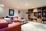 Sitting Area, Mortlake Serviced Accommodation, London