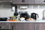 Kitchen, South Point Suites Serviced Apartments, London