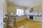 Kitchen, Springfield Serviced Apartments, Claygate, London