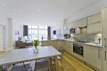 Dining area, Springfield Serviced Apartments, Claygate, London