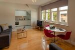Living and Kitchen Area, Minster Court Serviced Apartments, Reading
