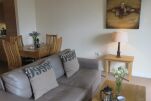 Living and Dining Area, Warren Close Serviced Apartments, Cambridge
