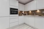 Kitchen, Midsummer Mews Serviced Apartments, Cambridge