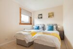 Bedroom, Tranent House Serviced Accommodation, Tranent