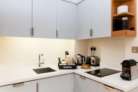 Kitchen, Doughty Street Serviced Apartments, London