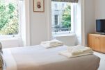 Bedroom, Doughty Street Serviced Apartments, London