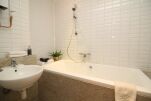 Bathroom, Niguliste Serviced Apartment, Tallinn