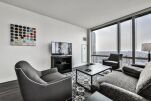 Living Area, OneEleven Serviced Apartments, Chicago