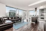 Living Area, OneEleven Serviced Apartments, Chicago