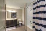 Bathroom, Element Row Serviced Accommodation, Nashville