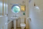 Bathroom, Maryville Street Serviced Apartments, Belfast