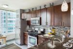 Kitchen, The Streeter Serviced Apartments, Chicago