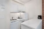 Studio Kitchen, 155 West Serviced Apartments, New York