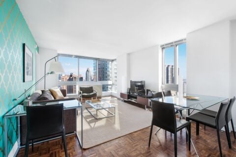 Living Area, The Capri Serviced Apartments, New York