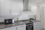 Kitchen, Highview Court Serviced Apartments, Luton