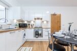 Kitchen and Dining Area, Chequers Court Serviced Apartment, Dartford