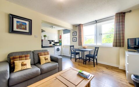 Castle Wynd South Apartments