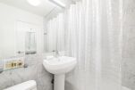 Studio Bathroom, 244 East Serviced Apartments, New York