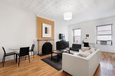 Living Room, Gramercy Park Serviced Apartments, New York