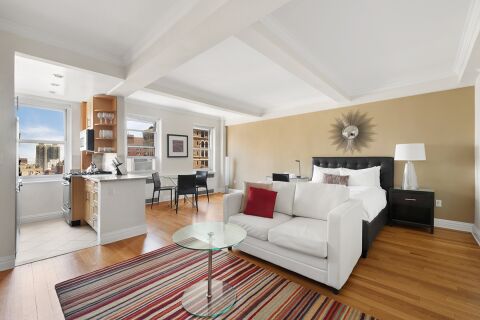 Living area, 20 Park Avenue Apartments, Serviced Accommodation, New York