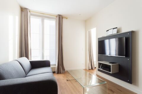 Living Area, Rue Henri Rochefort Serviced Apartment, Paris