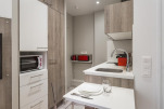 Kitchenette, Rue Rennequin Serviced Apartment, Paris