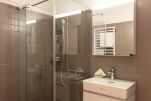 Shower Room, Wasserwerkstrasse Serviced Apartments
