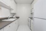 Kitchen, Midtown West Serviced Apartments, New York