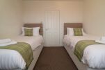 Bedroom, Gordon House Serviced Accommodation, Glasgow