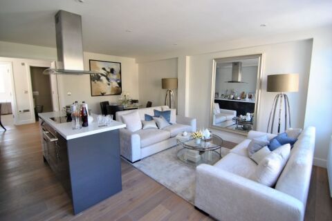 Open Plan Living Area, High Street Serviced Apartment, Windsor