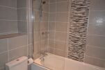 Bathroom, Number 91 Serviced Apartment, Birmingham