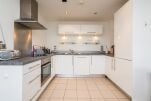 Kitchen, Citipeak Serviced Apartments, Manchester