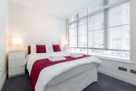 Bedroom, River House Serviced Accommodation, London
