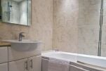 Bathroom, The Warehouse Serviced Accommodation, Newbury