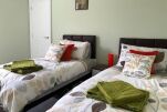 Bedroom, Sidings Holt Serviced Accommodation, Crewe