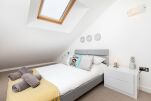 Bedroom, Livermore Loft Serviced Apartment, Swansea