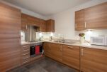 Kitchen, Argyle Tower Serviced Apartments, Glasgow